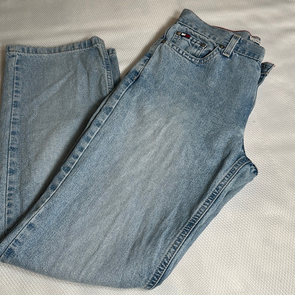 Tommy Hilfiger classic fit light wash denim jeans